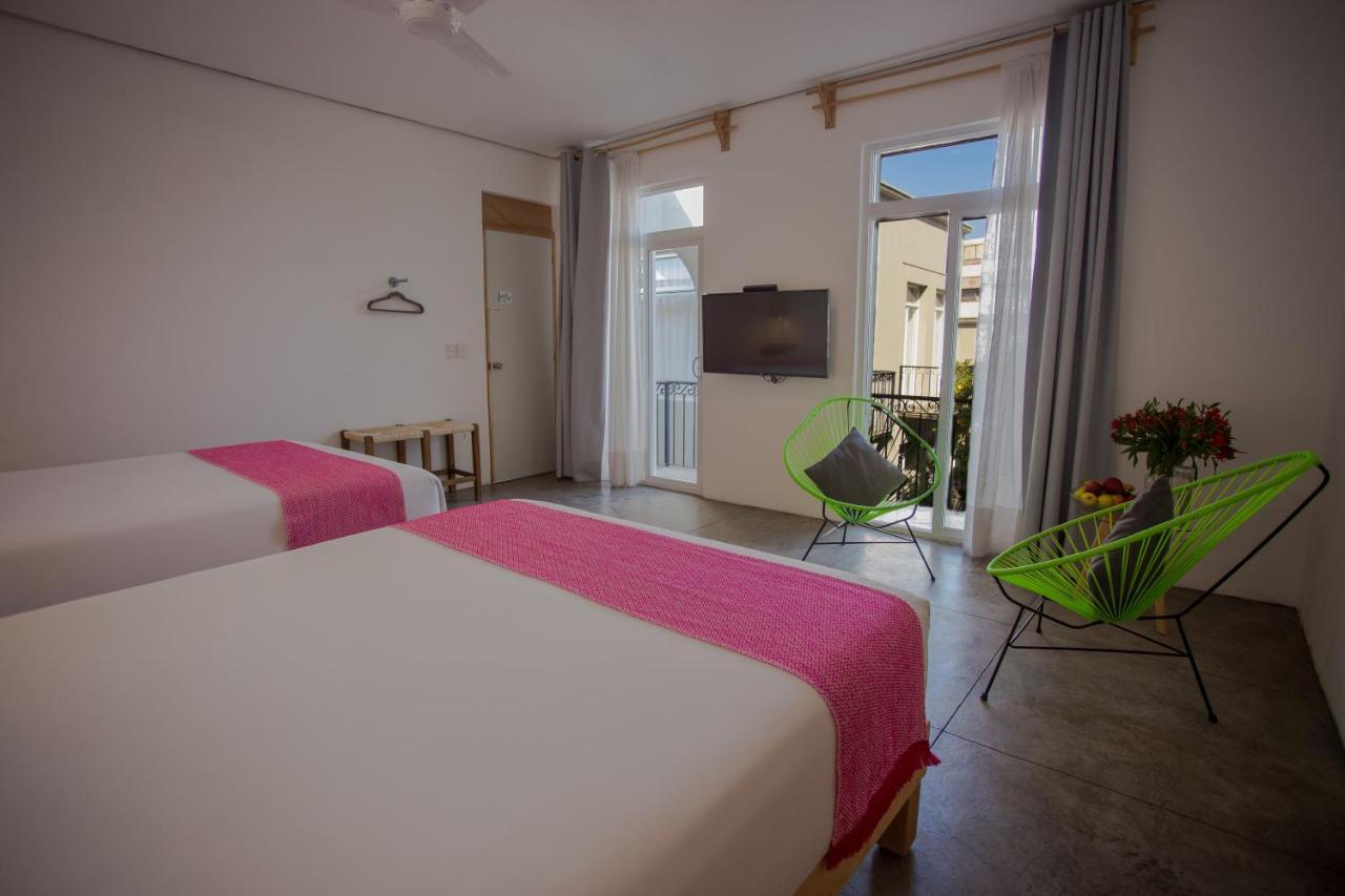 Hotel Mama Carlota เกเรตาโร ภายนอก รูปภาพ